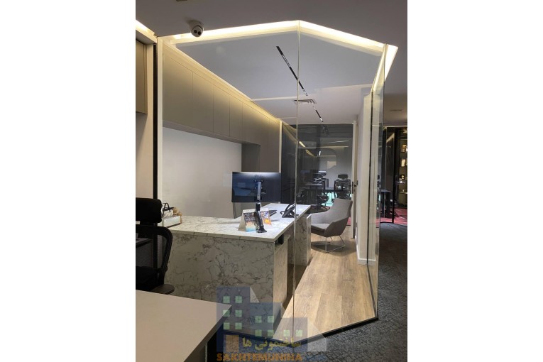 نصب و اجرای انواع سازه های شیشه ای